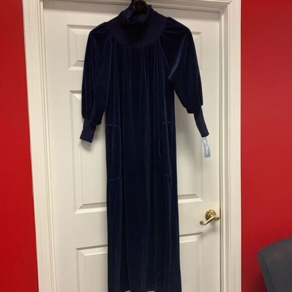 Vintage Miss Elaine Blue Velvet Turtle Neck Robe Gown sz S EUC (over siz… - Picture 2 of 5